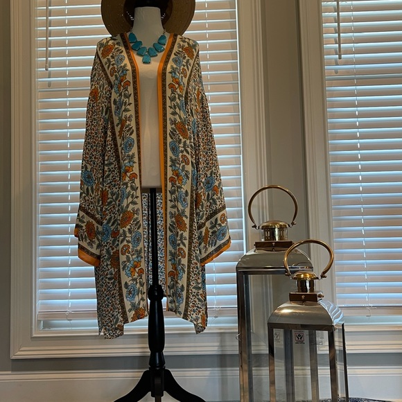 Beige multicolor Bohemian Flowing kimono floral long sleeve - Picture 13 of 16